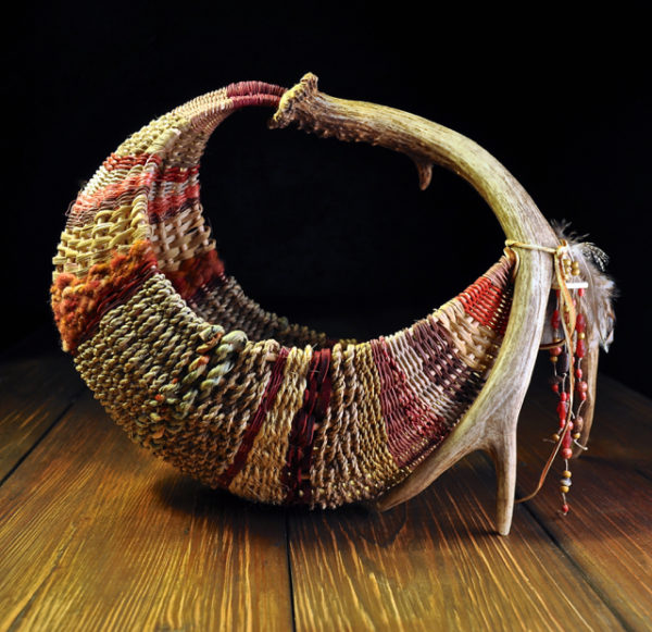 Artisan appalachian egg butt antler willow Basketry class with Max Hendry Mark rib style woven sculptural artistic handmade craft shed mule deer fiber grass reed wool mixed media students with master teacher instructor MHcrafted Blue Ridge GA