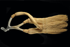 Mark Hendry Mountain Heritage Handcraft Blue Ridge Georgia Appalachian Broom Sweeper Whisk Instruction Class Teacher Broomcorn #broom #handmadebrooms #besom #sweeper #antler #mhcrafted